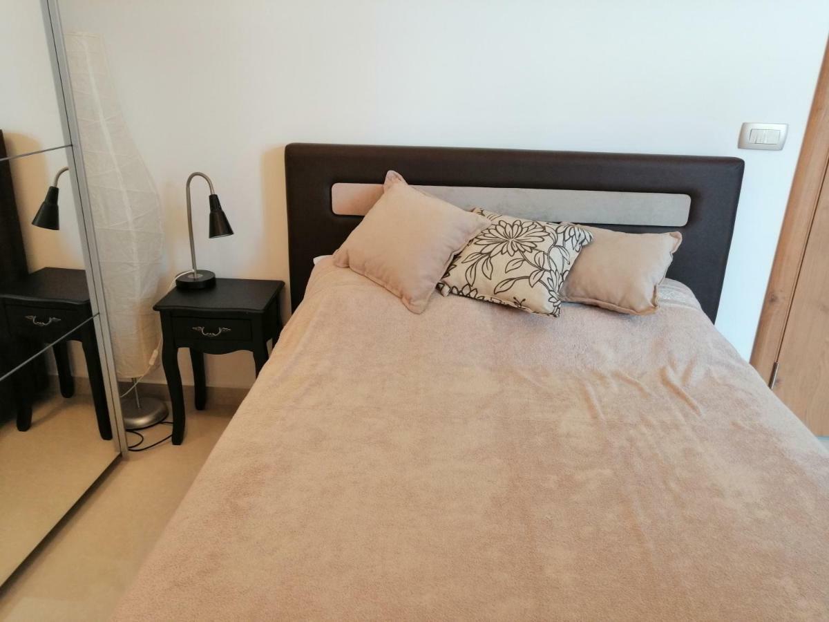 Studio Apartman Irena 2 Биела Экстерьер фото