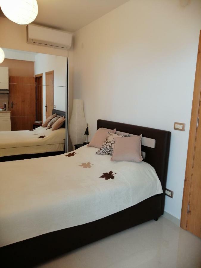 Studio Apartman Irena 2 Биела Экстерьер фото